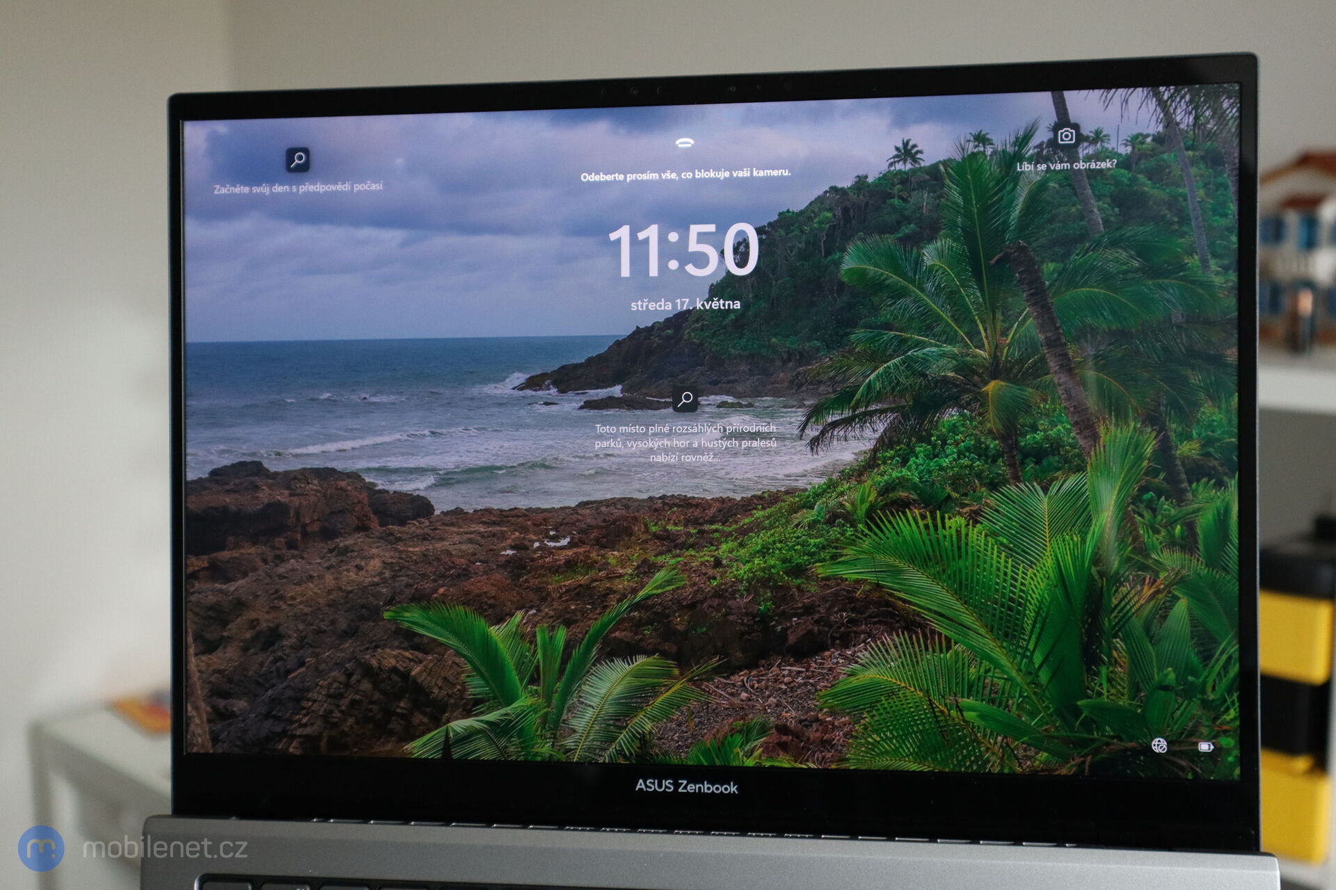 ASUS ZenBook S13 OLED