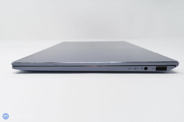 ASUS ZenBook S13 (UX392)