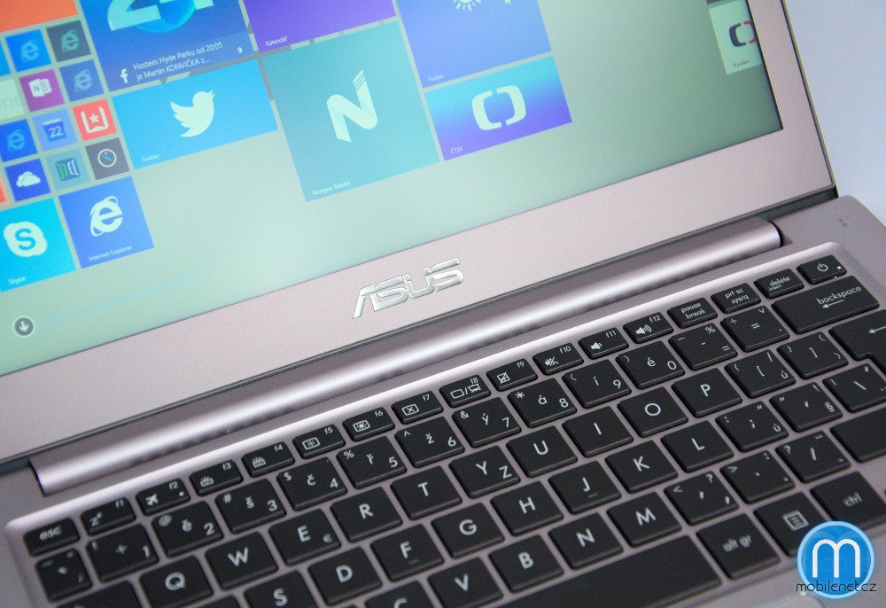 ASUS ZenBook UX303