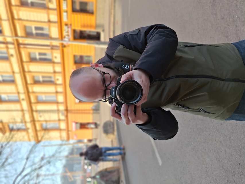 ASUS ZenFone 12 Ultra