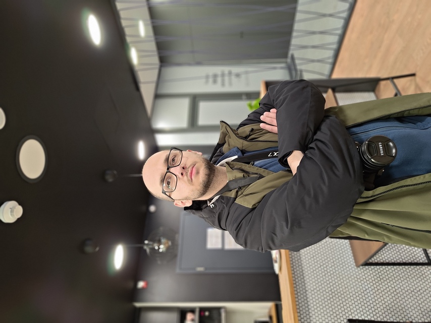 ASUS ZenFone 12 Ultra