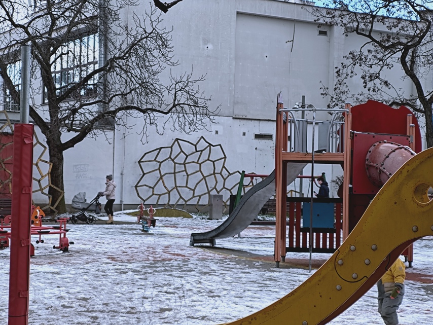 ASUS ZenFone 12 Ultra