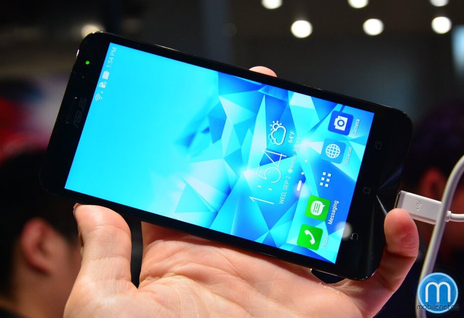 ASUS Zenfone 2 Deluxe