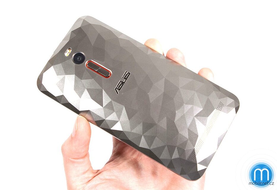 ASUS ZenFone 2 Deluxe Special Edition