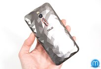 ASUS ZenFone 2 Deluxe Special Edition