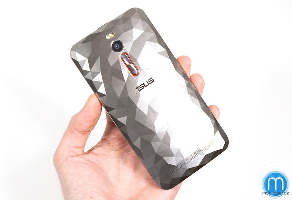 ASUS ZenFone 2 Deluxe Special Edition