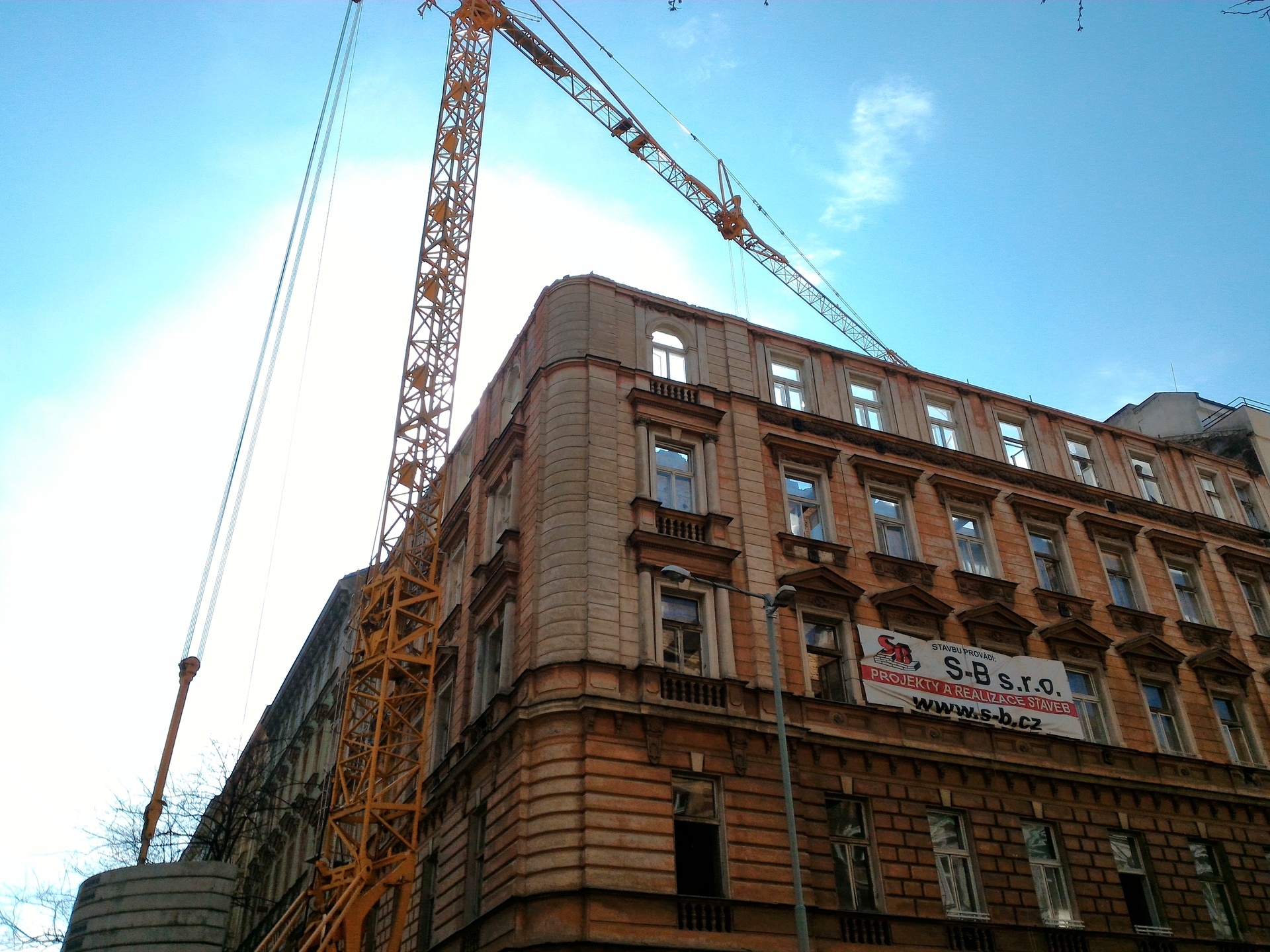 ASUS ZenFone 2 Deluxe Special Edition