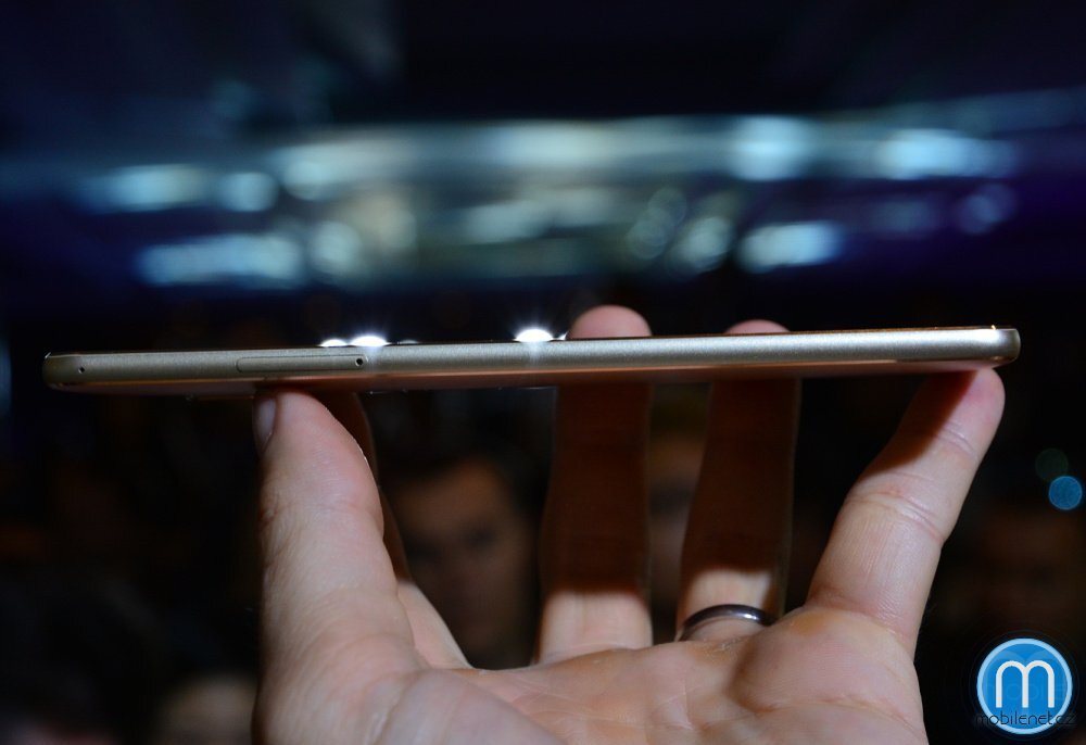 ASUS ZenFone 3 Deluxe