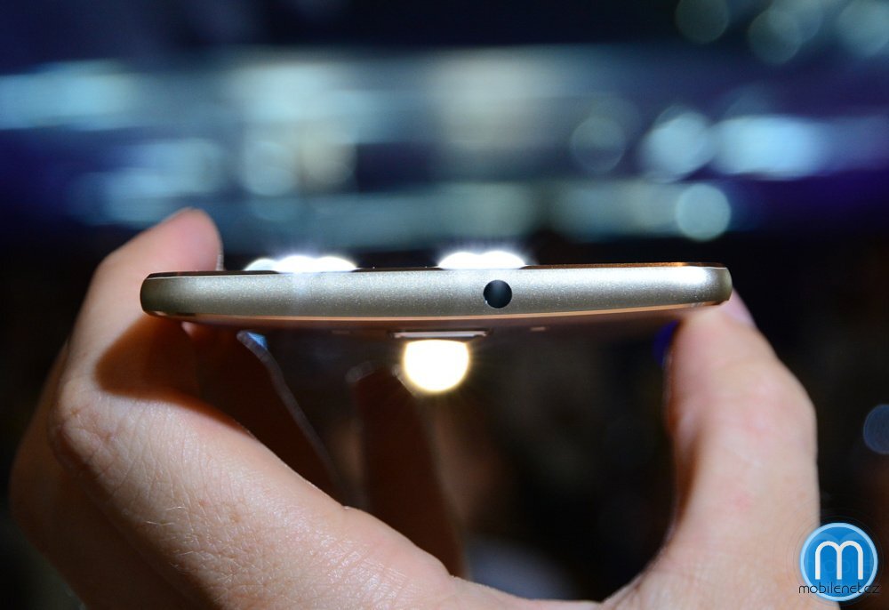 ASUS ZenFone 3 Deluxe