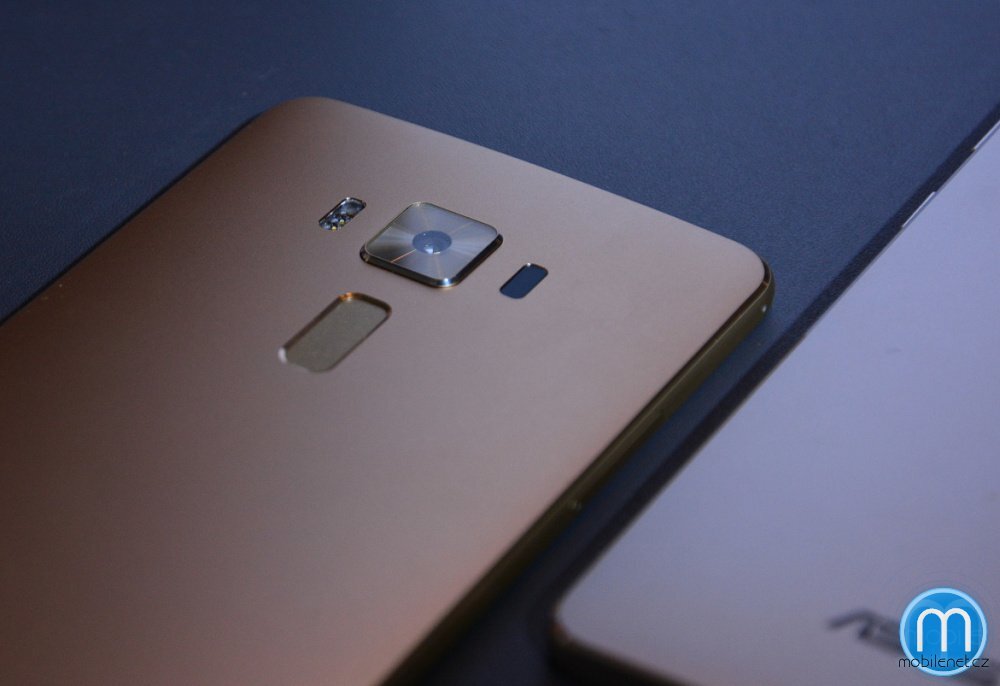 ASUS ZenFone 3 Deluxe