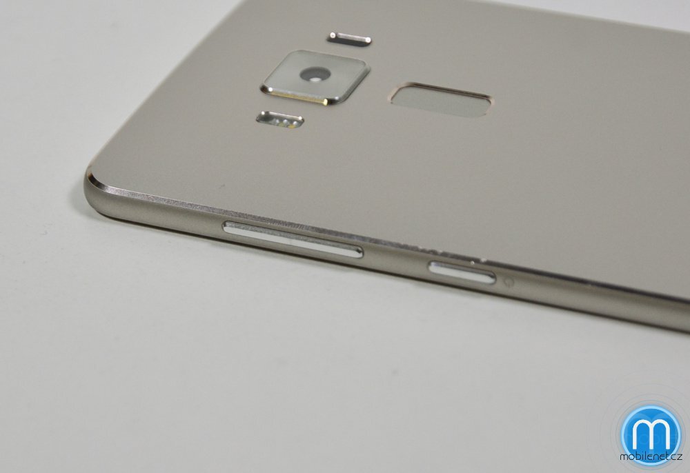 ASUS ZenFone 3 Deluxe