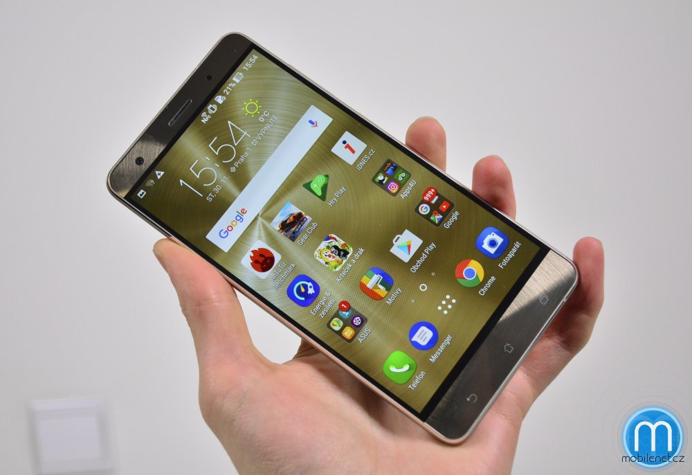 ASUS ZenFone 3 Deluxe