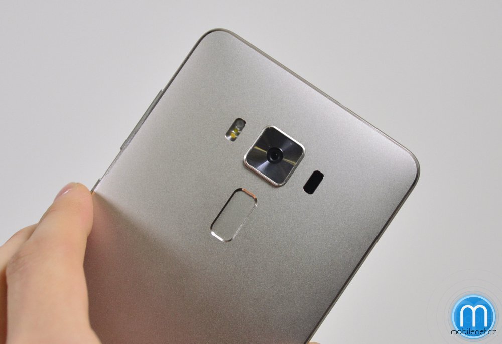 ASUS ZenFone 3 Deluxe