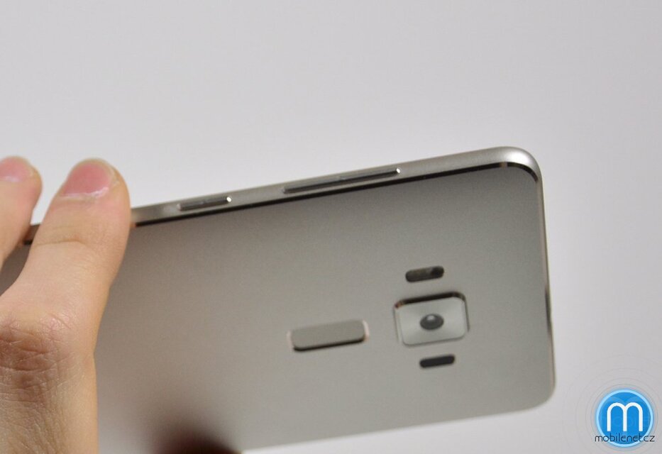 ASUS ZenFone 3 Deluxe