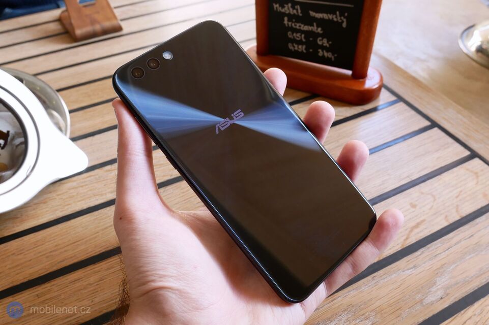 ASUS ZenFone 4 (2017)