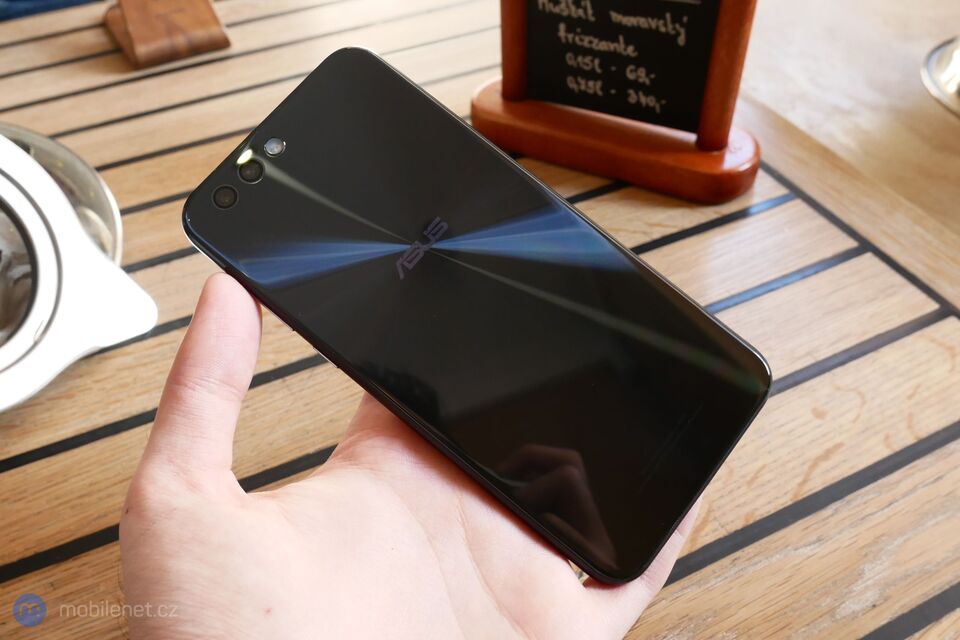 ASUS ZenFone 4 (2017)