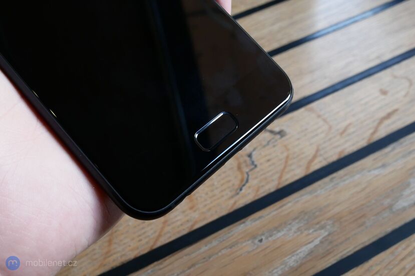 ASUS ZenFone 4 (2017)