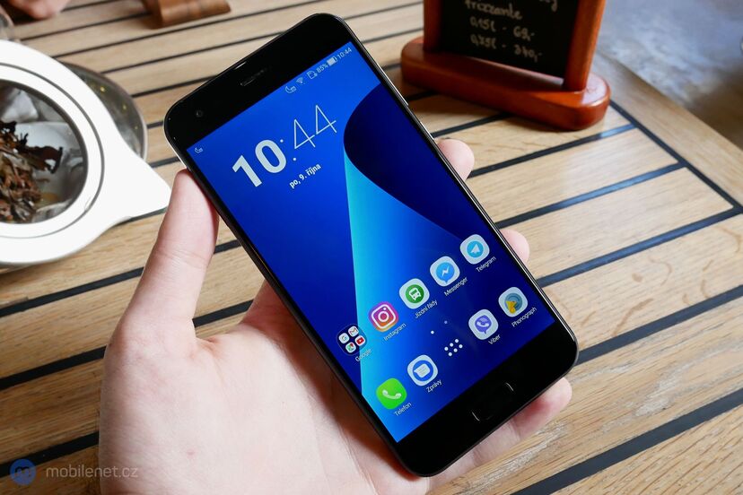 ASUS ZenFone 4 (2017)