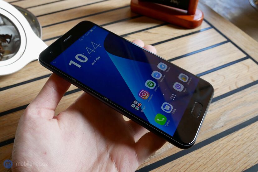 ASUS ZenFone 4 (2017)