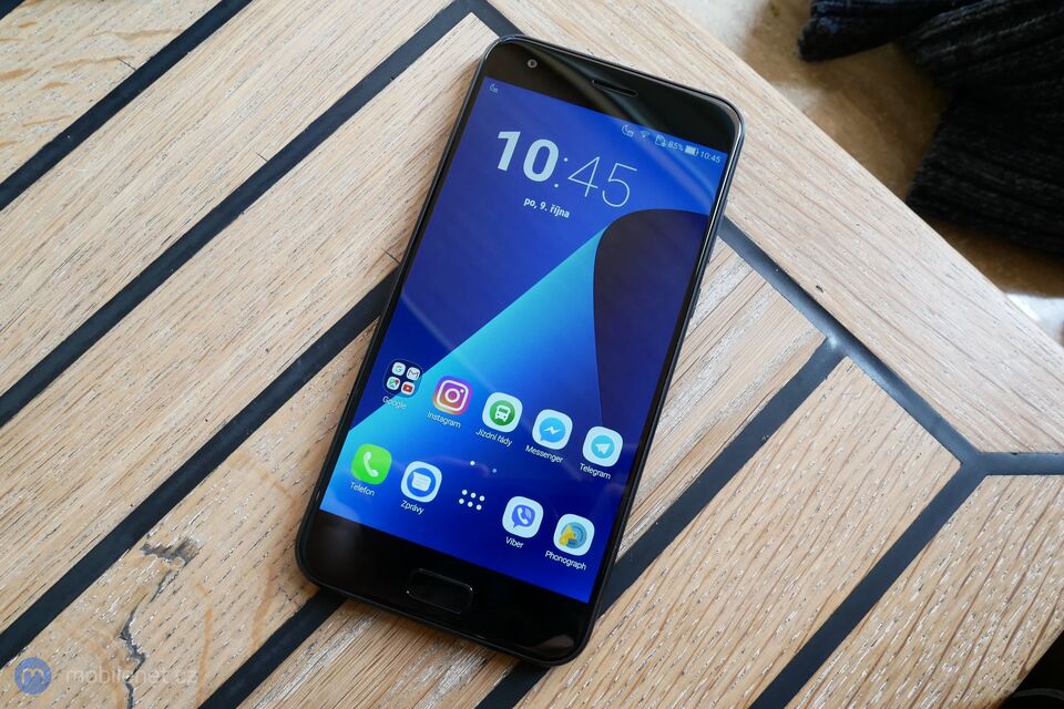 ASUS ZenFone 4 (2017)