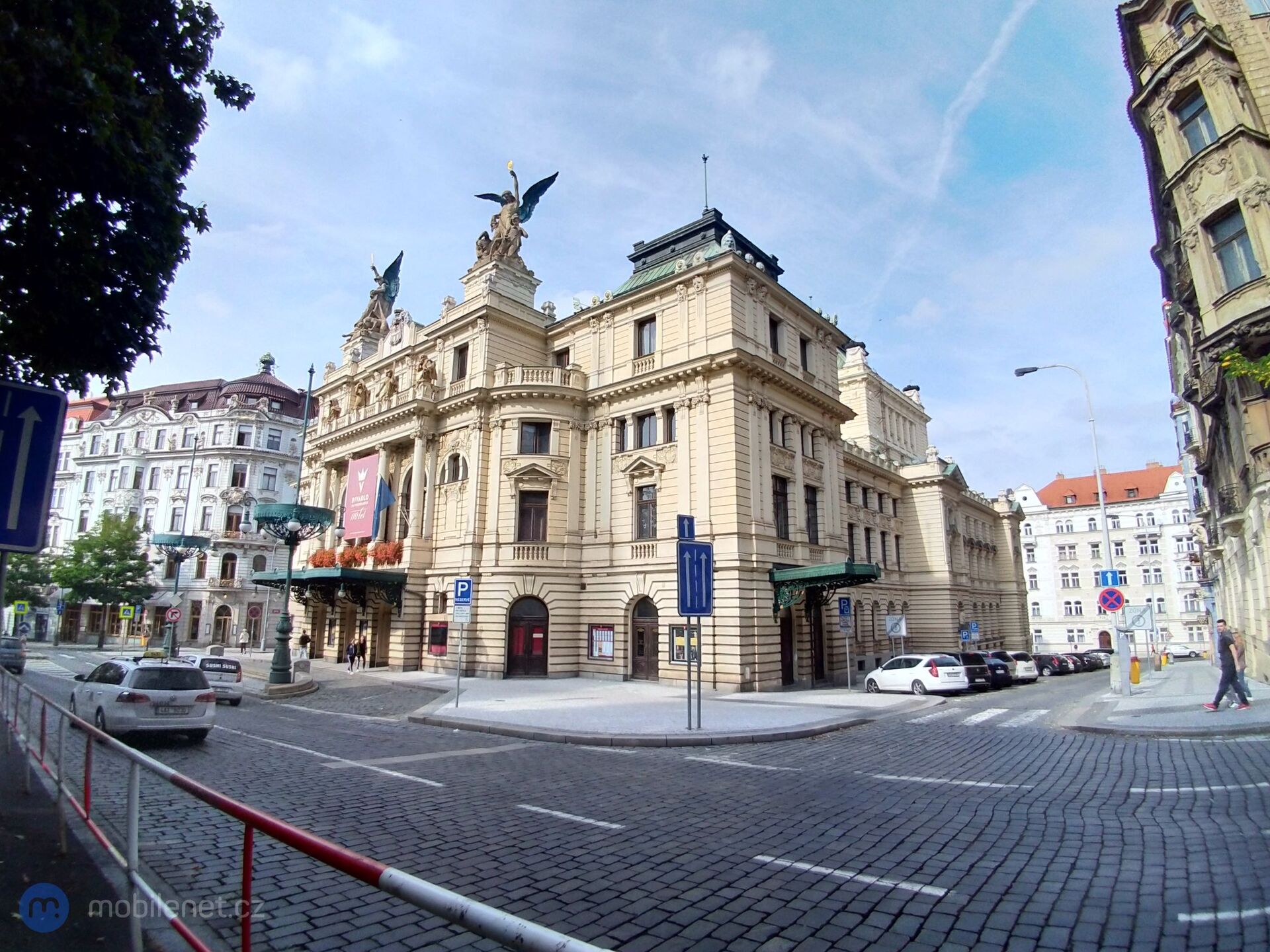 ASUS ZenFone 4 (2017)