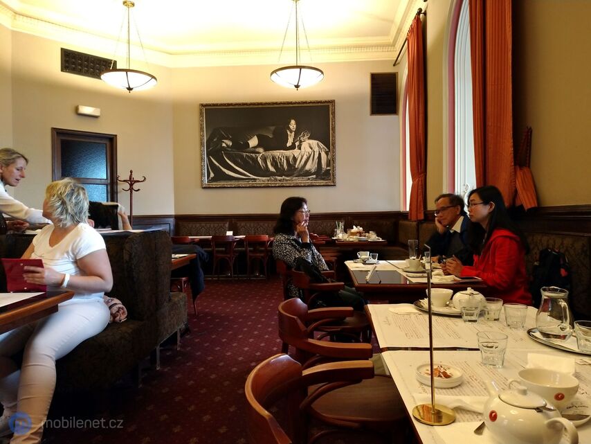 ASUS ZenFone 4 (2017)