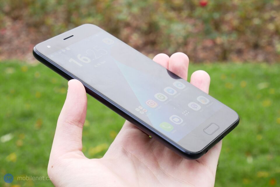 ASUS ZenFone 4 (2017)