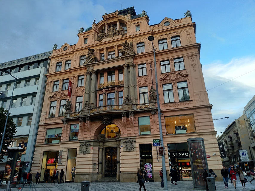 ASUS ZenFone 4 (2017)