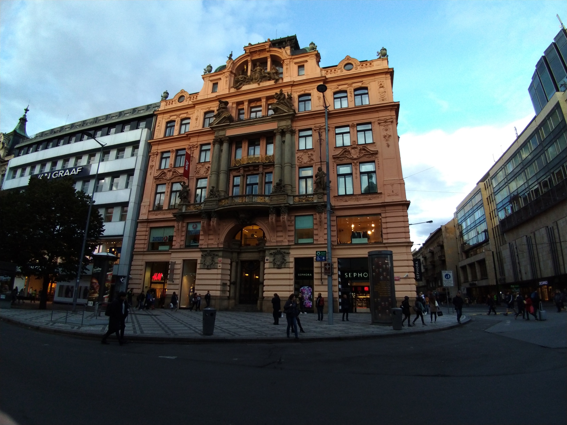 ASUS ZenFone 4 (2017)