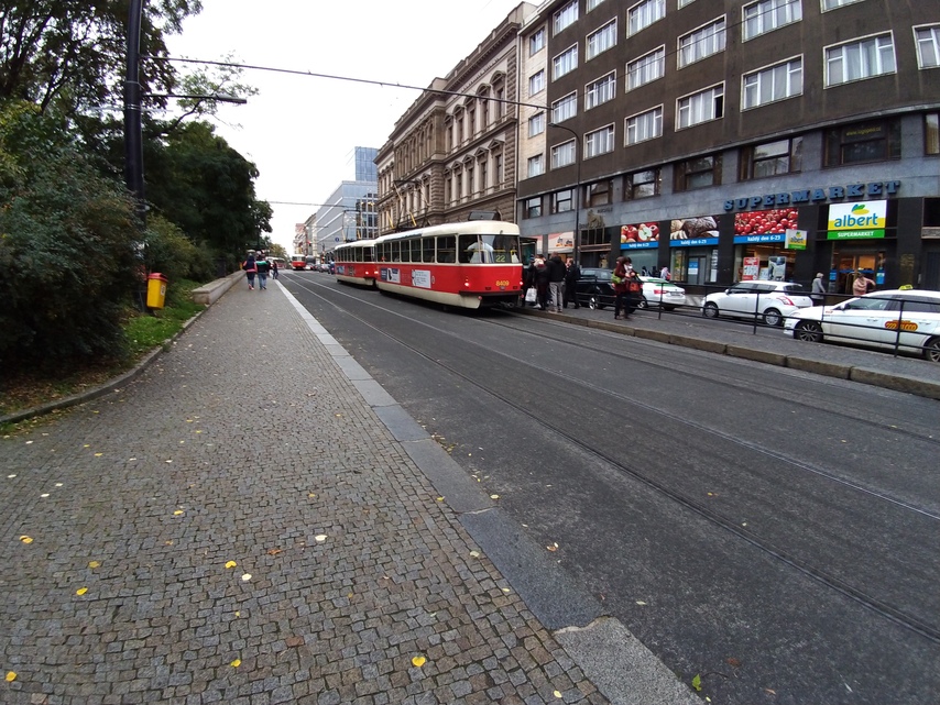 ASUS ZenFone 4 (2017)