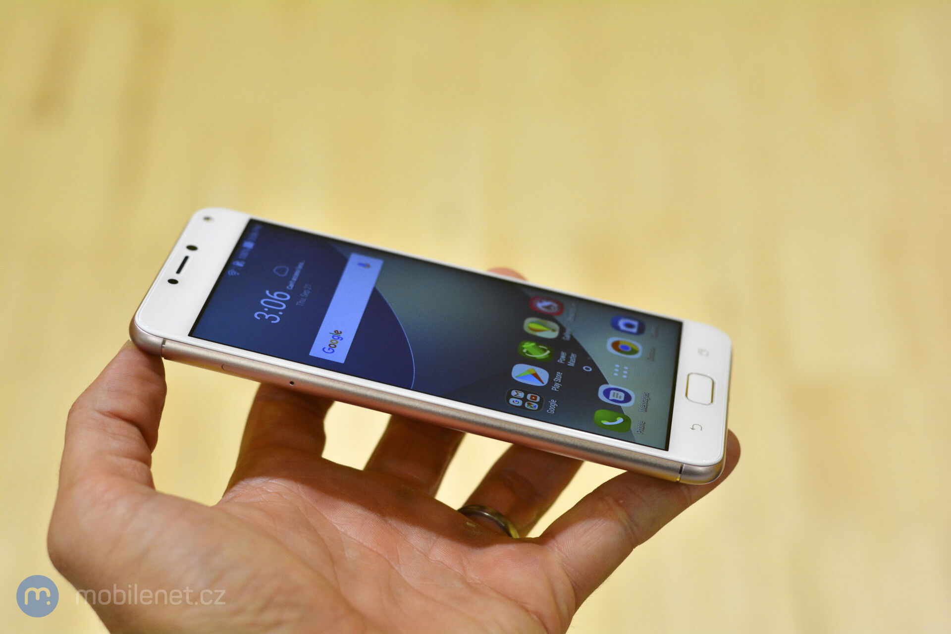 ASUS ZenFone 4 Max Plus