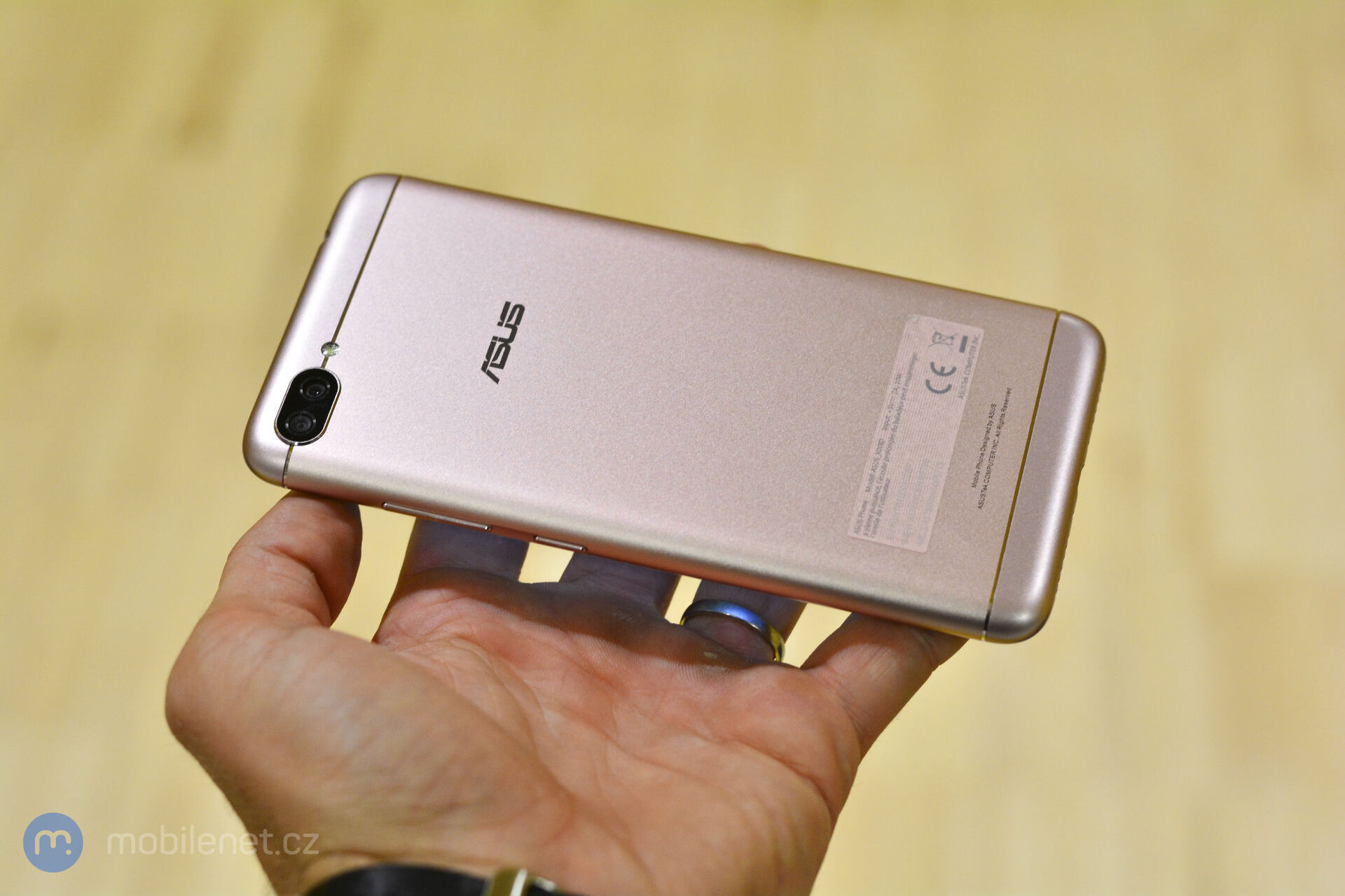 ASUS ZenFone 4 Max Plus