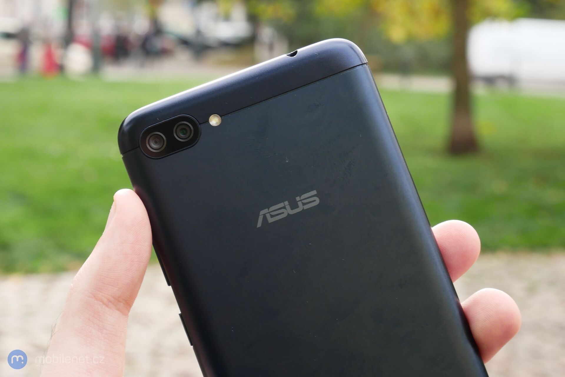 ASUS ZenFone 4 Max Plus