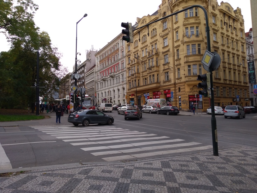 ASUS ZenFone 4 Max Plus