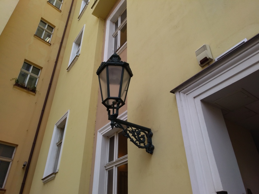 ASUS ZenFone 4 Max Plus