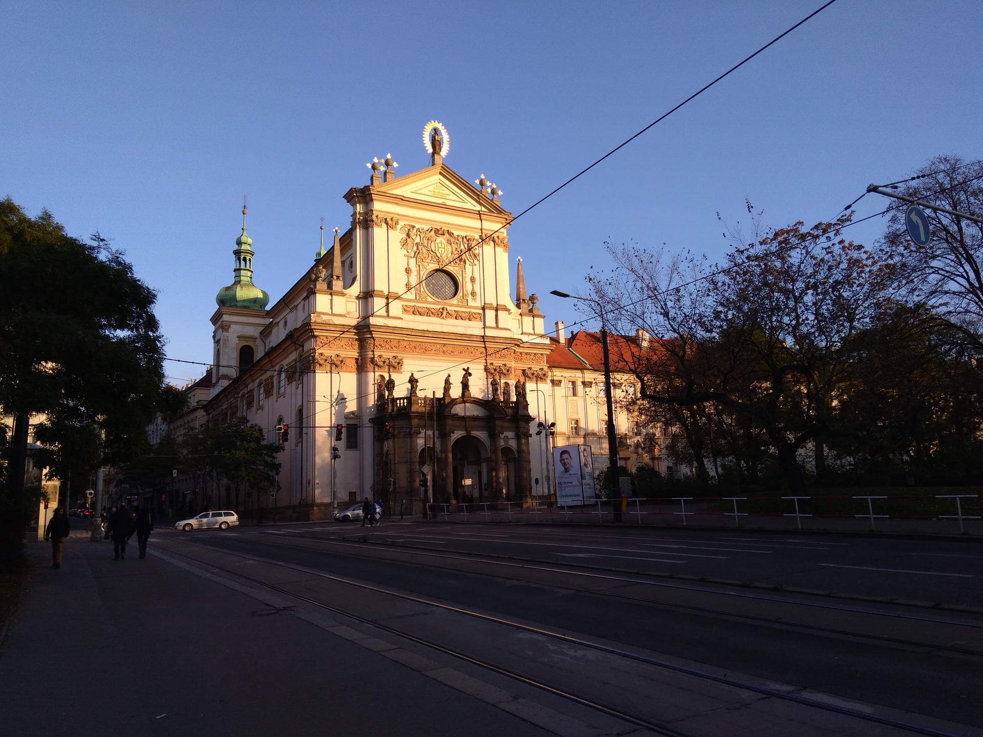 ASUS ZenFone 4 Max Plus