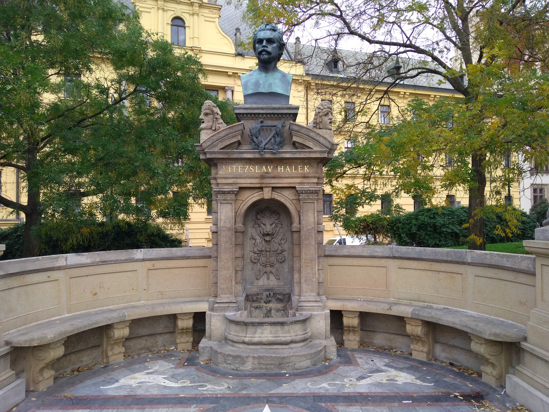 ASUS ZenFone 4 Max Plus