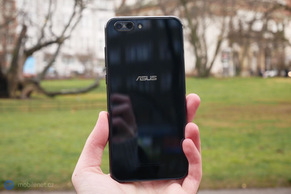 ASUS ZenFone 4 Pro