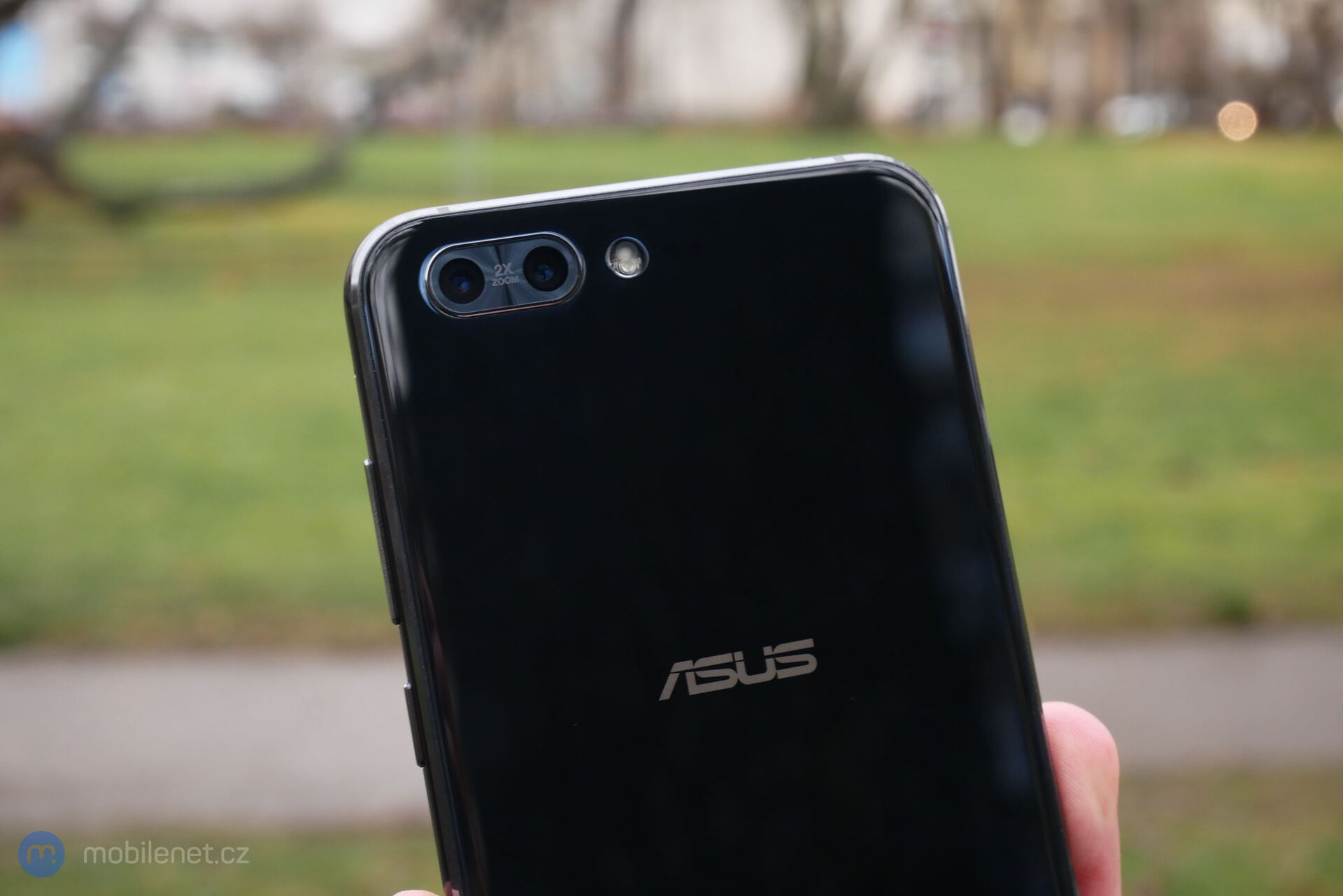 ASUS ZenFone 4 Pro