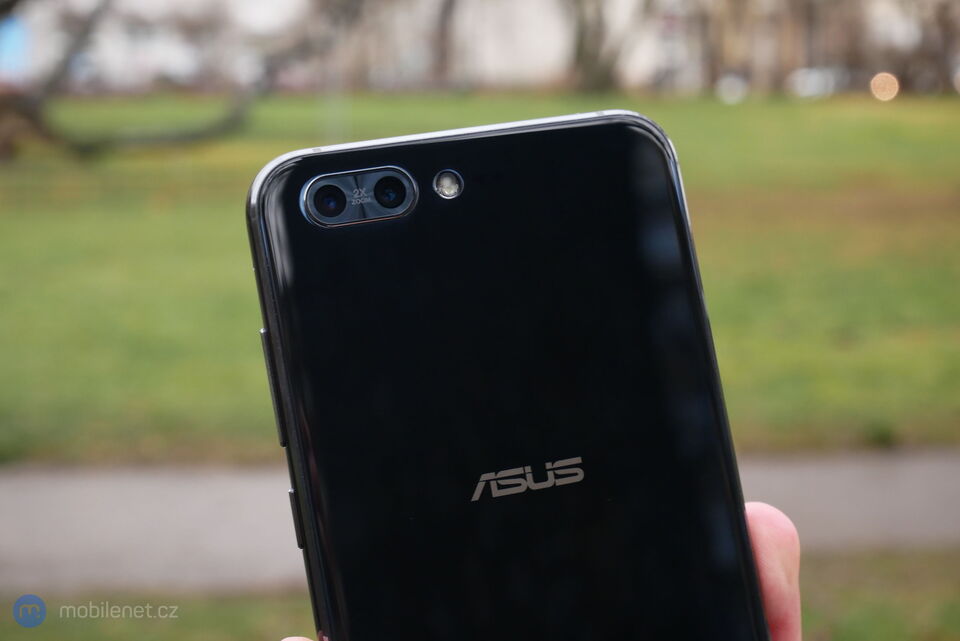 ASUS ZenFone 4 Pro
