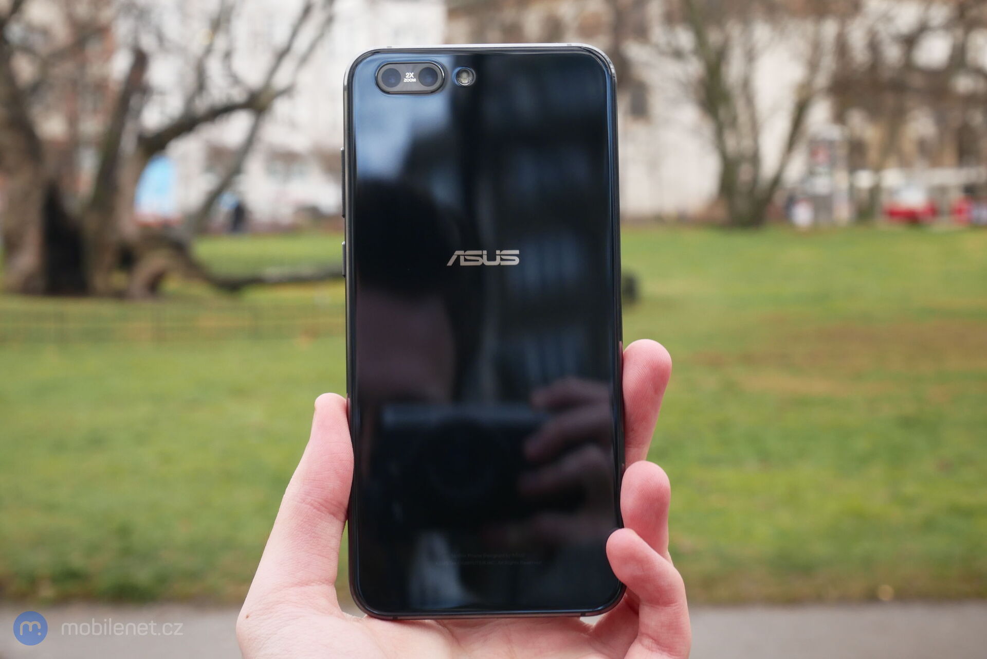 ASUS ZenFone 4 Pro