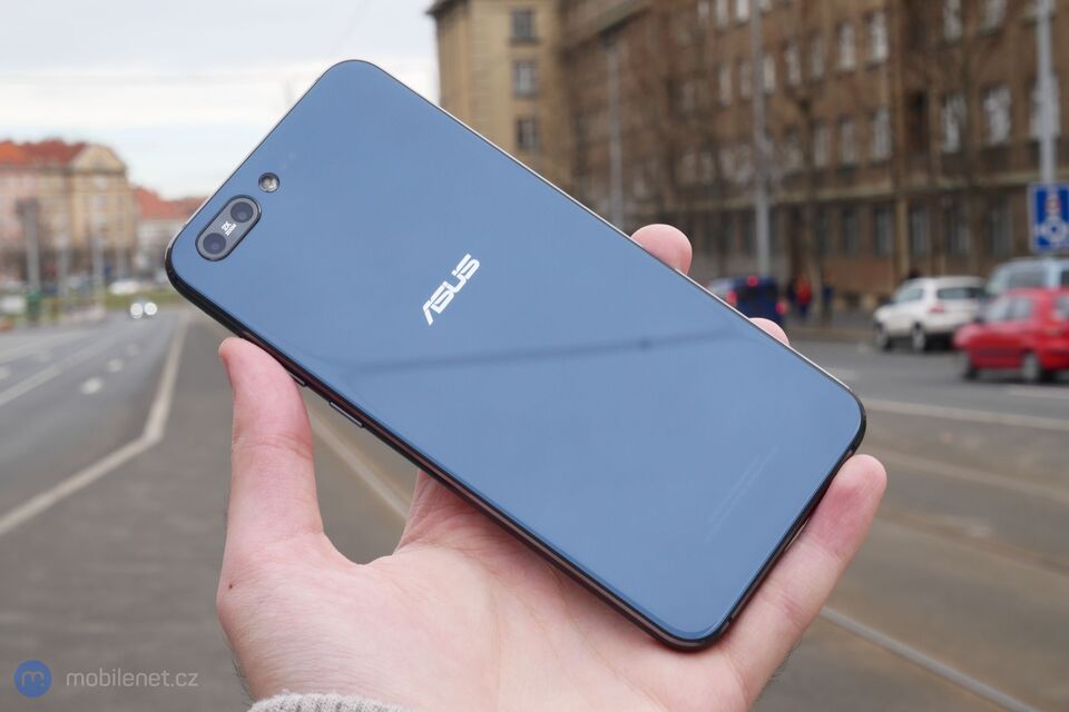 ASUS ZenFone 4 Pro