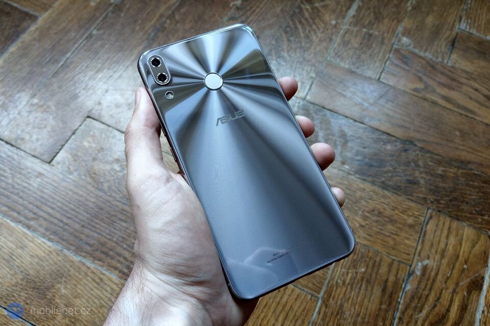 ASUS ZenFone 5 (2018)