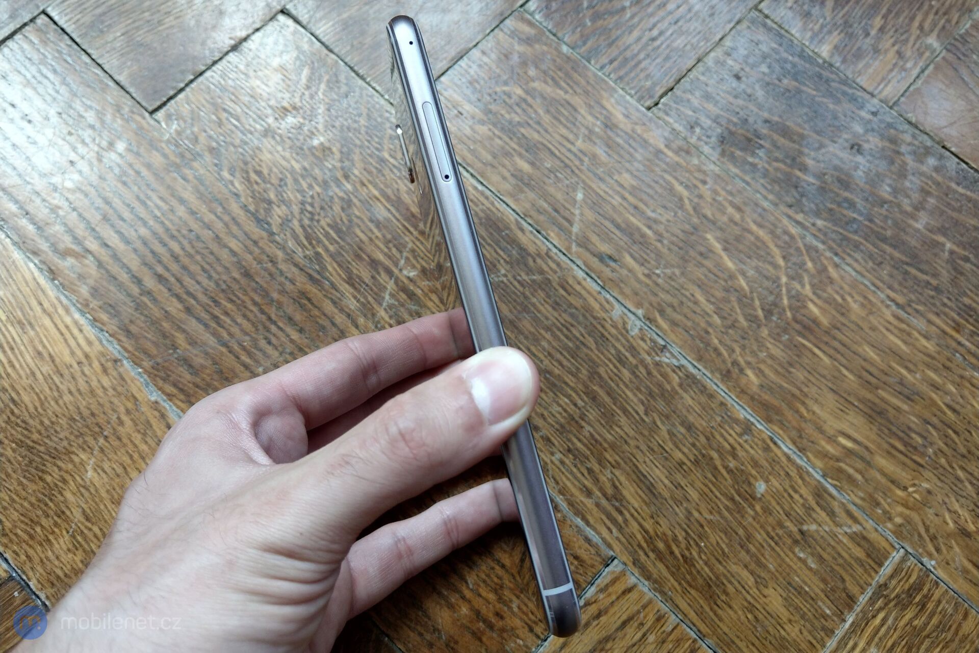 ASUS ZenFone 5 (2018)