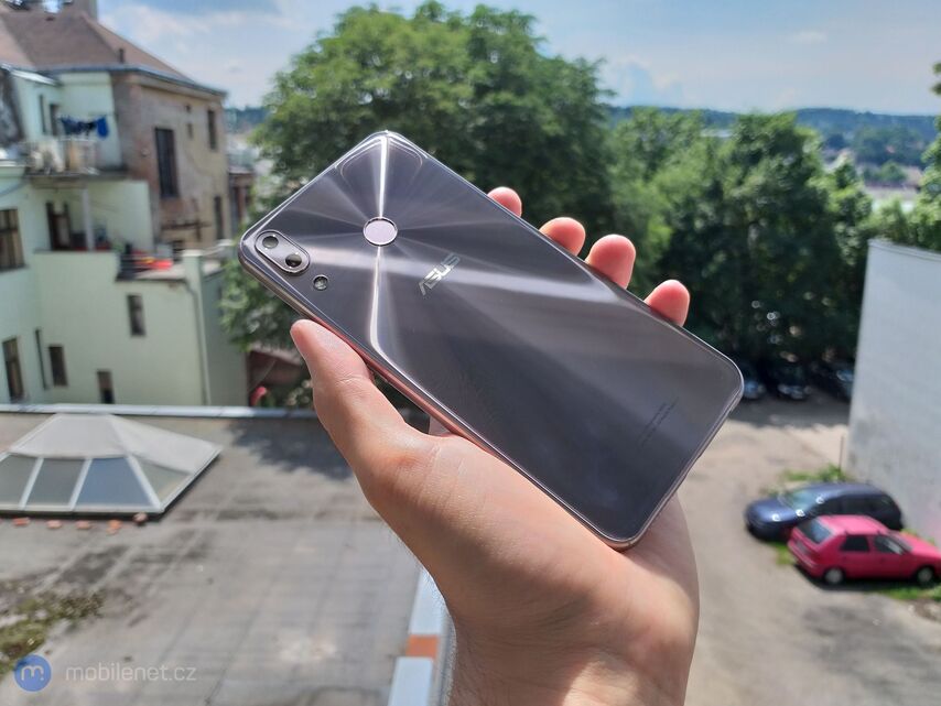 ASUS ZenFone 5 (2018)