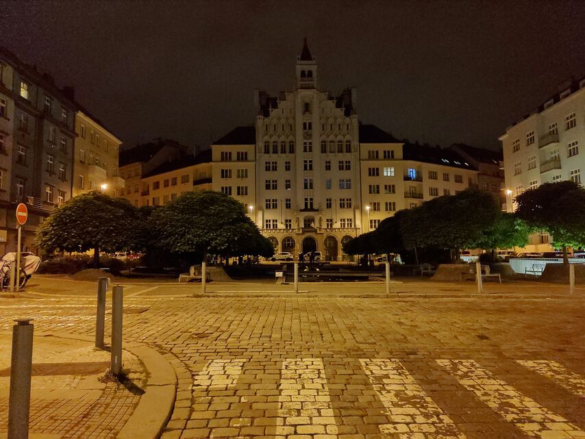 ASUS ZenFone 6 (2019)