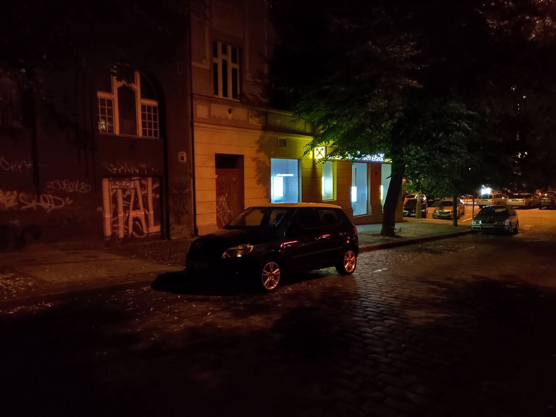 ASUS ZenFone 6 (2019)