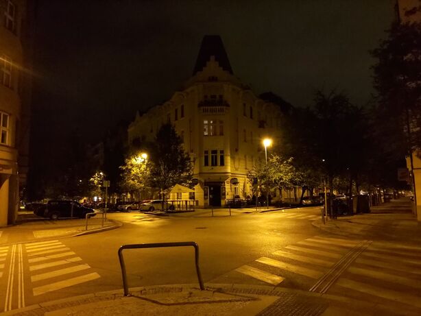 ASUS ZenFone 6 (2019)