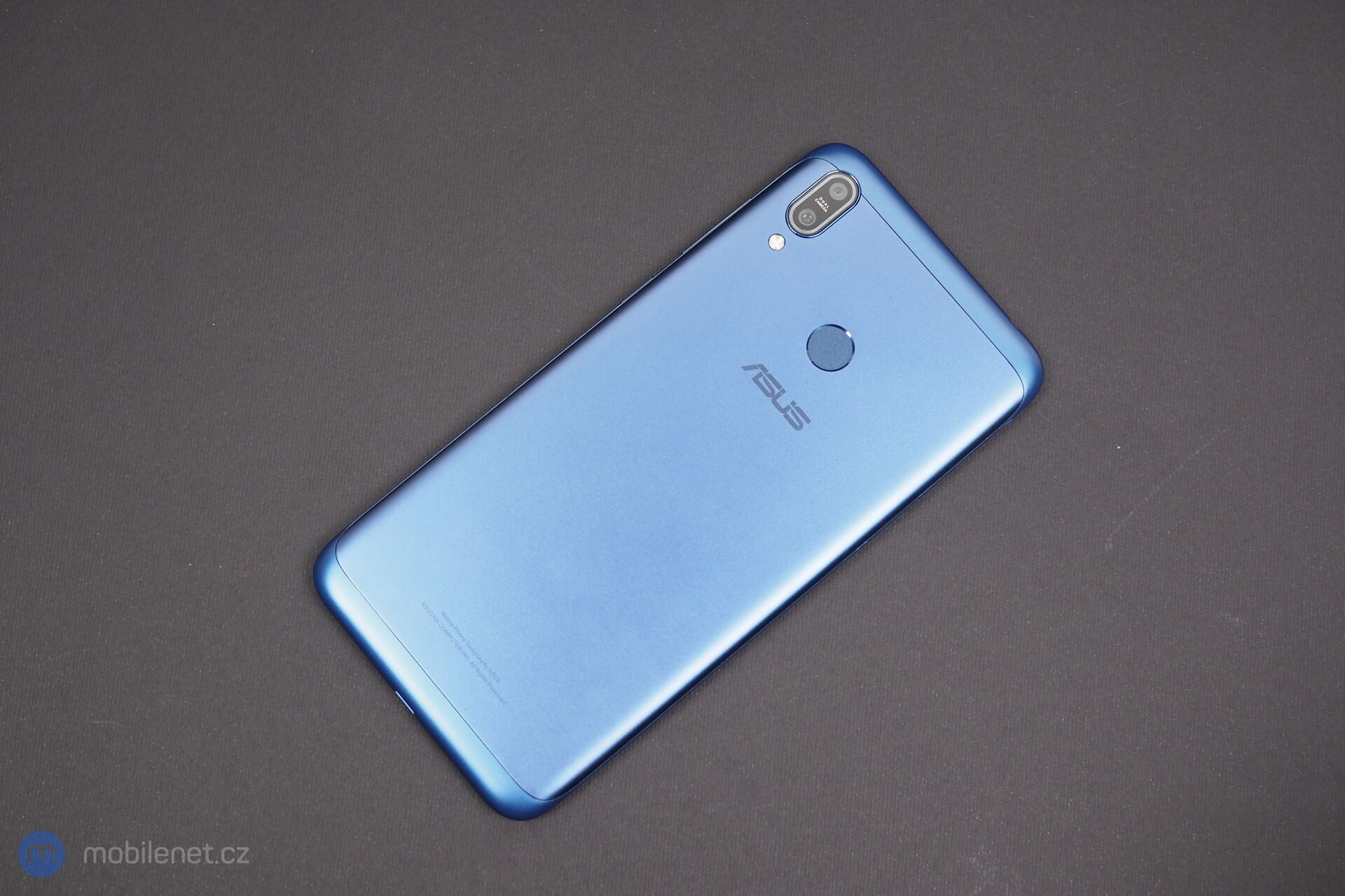 ASUS ZenFone Max (M2)