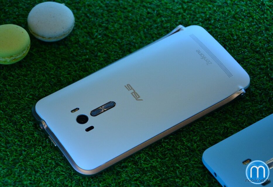 ASUS ZenFone Selfie